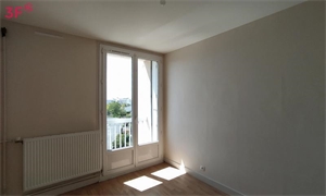 t4 à la location -   41100  VENDOME, surface 86 m2 location t4 - UBI475954877